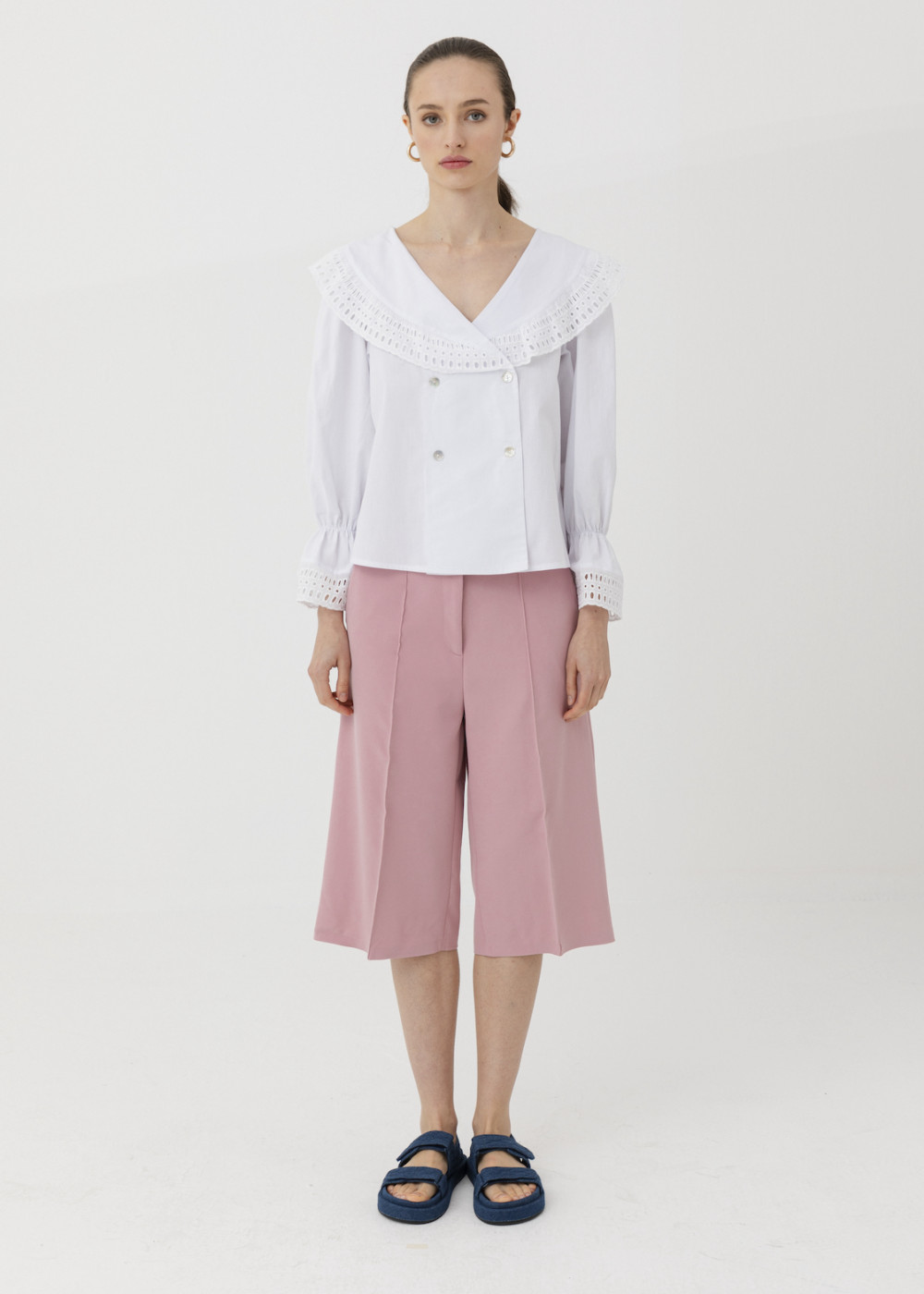 Shirt With Emeroidered Collar Shirt With Emeroidered Collar