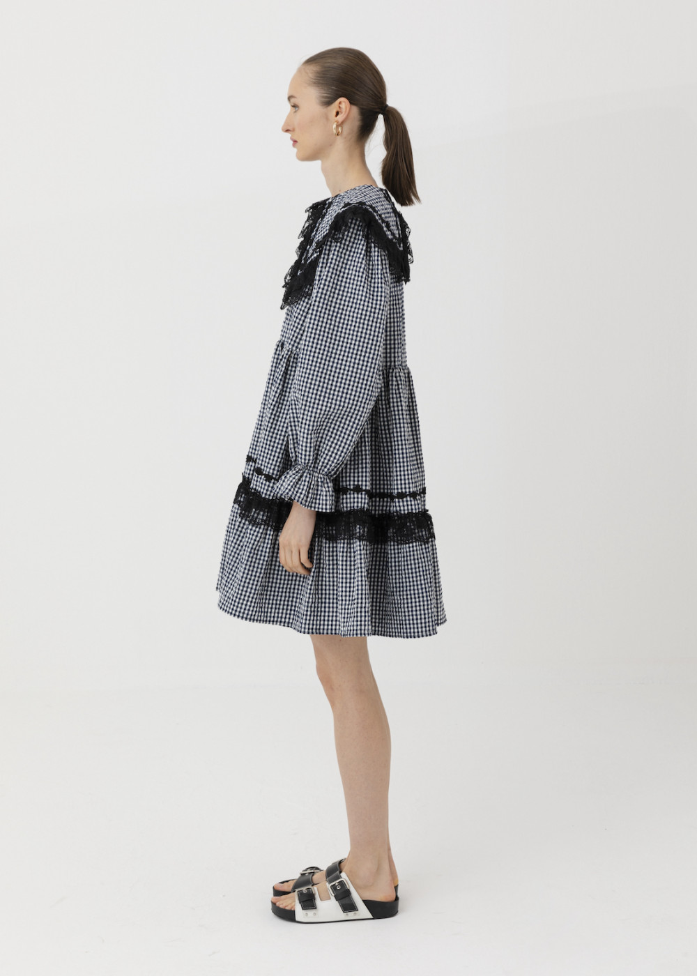 Lace Detail Collar Mini Dress Lace Detail Collar Mini Dress