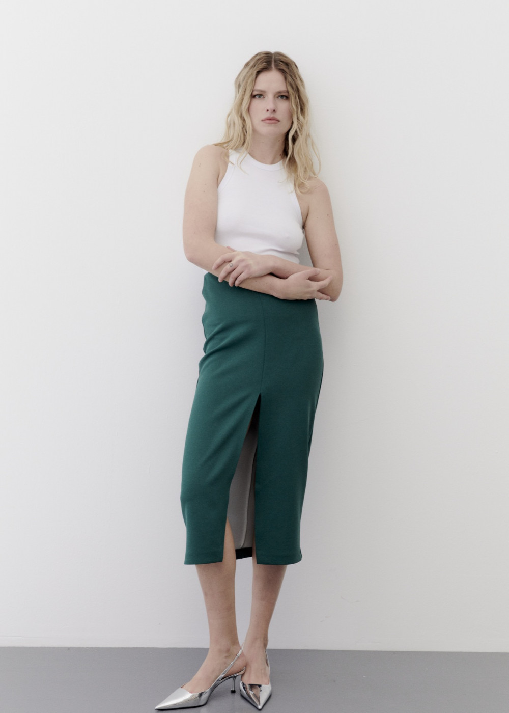 Pencil Skirt With Front Sleeve Pencil Skirt With Front Sleeve