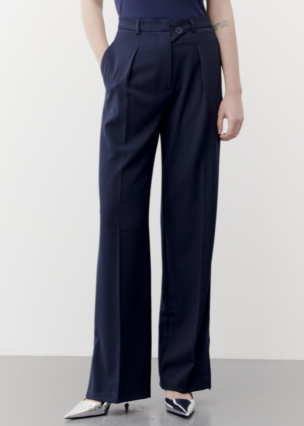 Fit Trouser With Split