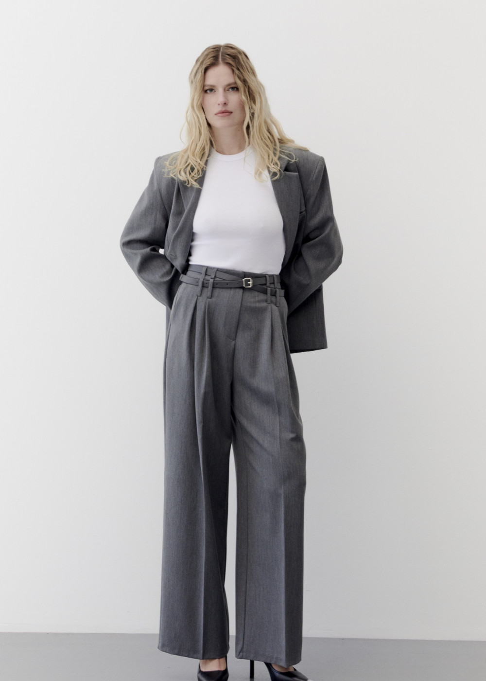 Oversized Blazer Jacket - Belt Detailed Pants Oversized Blazer Jacket - Belt Detailed Pants