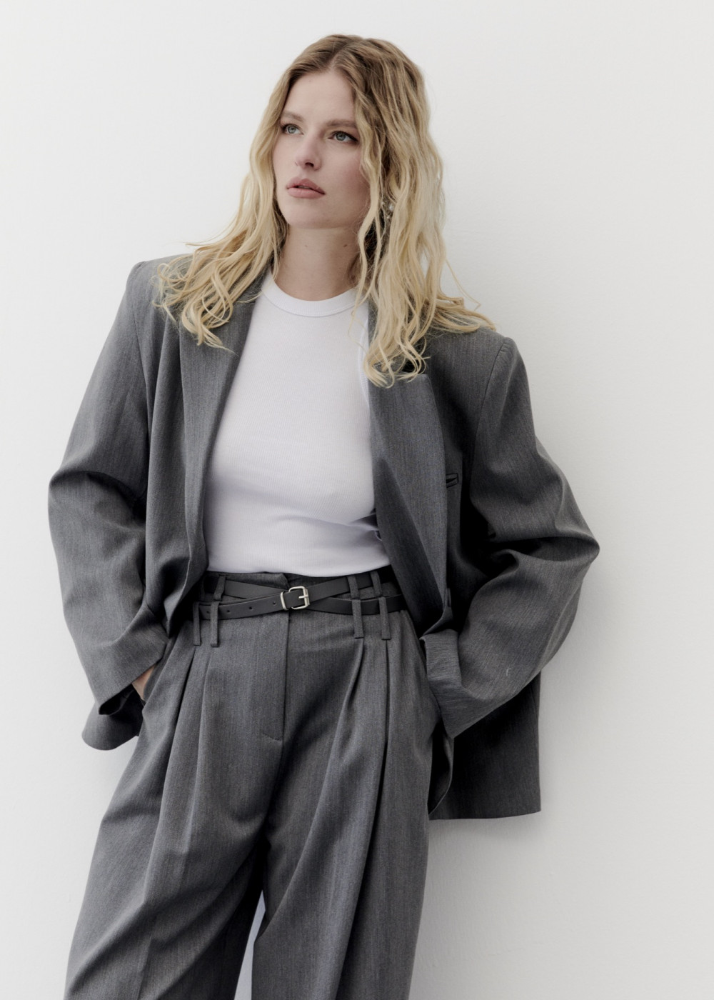 Oversized Blazer Jacket - Belt Detailed Pants Oversized Blazer Jacket - Belt Detailed Pants
