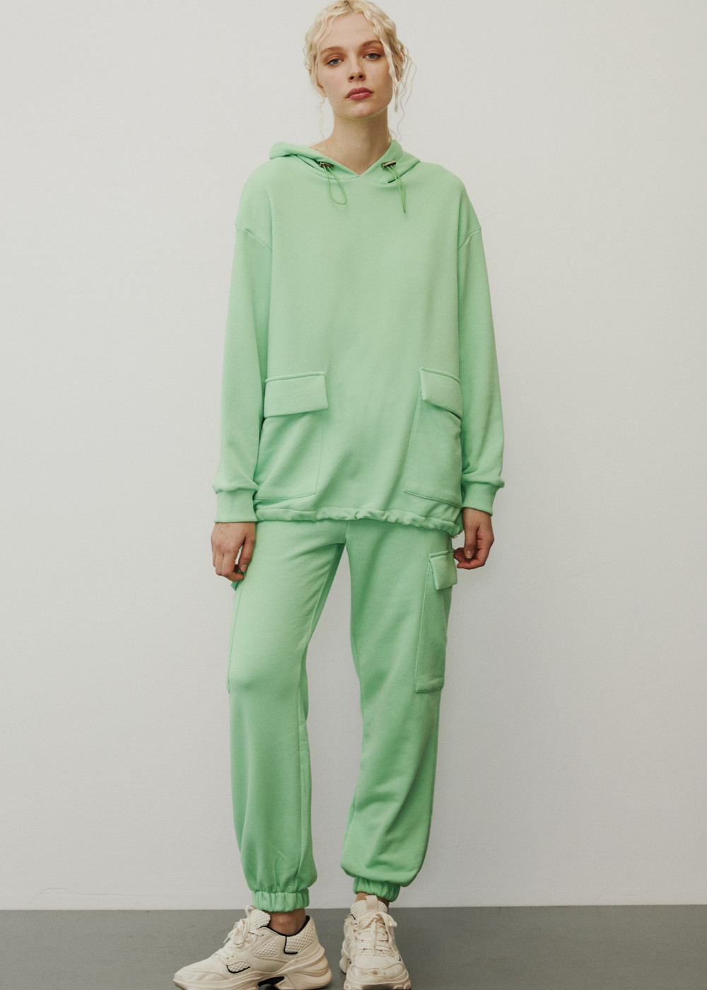 Pocket Detailed Oversized Sweatshirt - Cargo Jogger Trousers Pocket Detailed Oversized Sweatshirt - Cargo Jogger Trousers