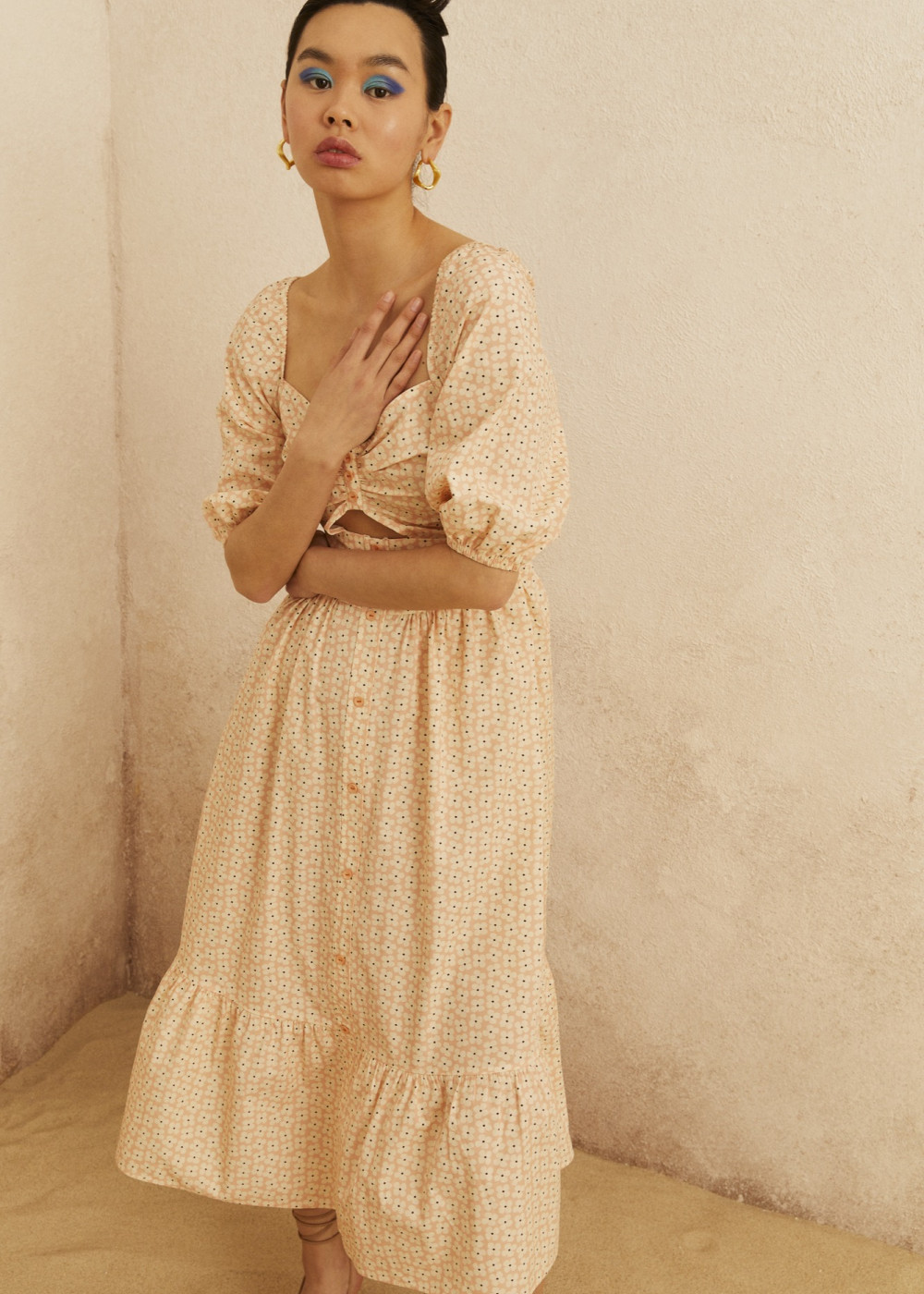 Balloon Sleeve Midi Length Dress Balloon Sleeve Midi Length Dress