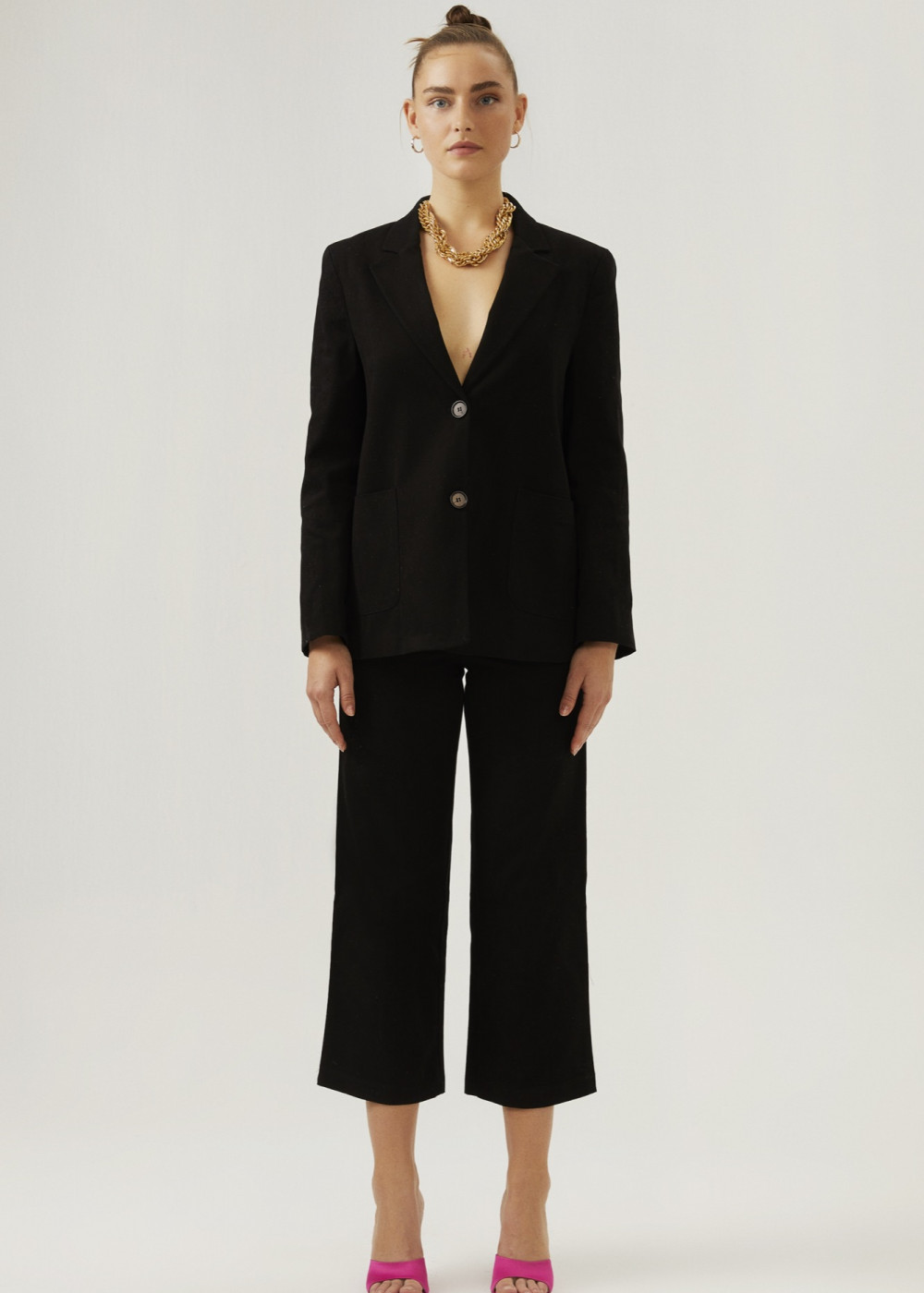 Pocket Detailed Blazer Jacket. And Button Trousers Pocket Detailed Blazer Jacket. And Button Trousers