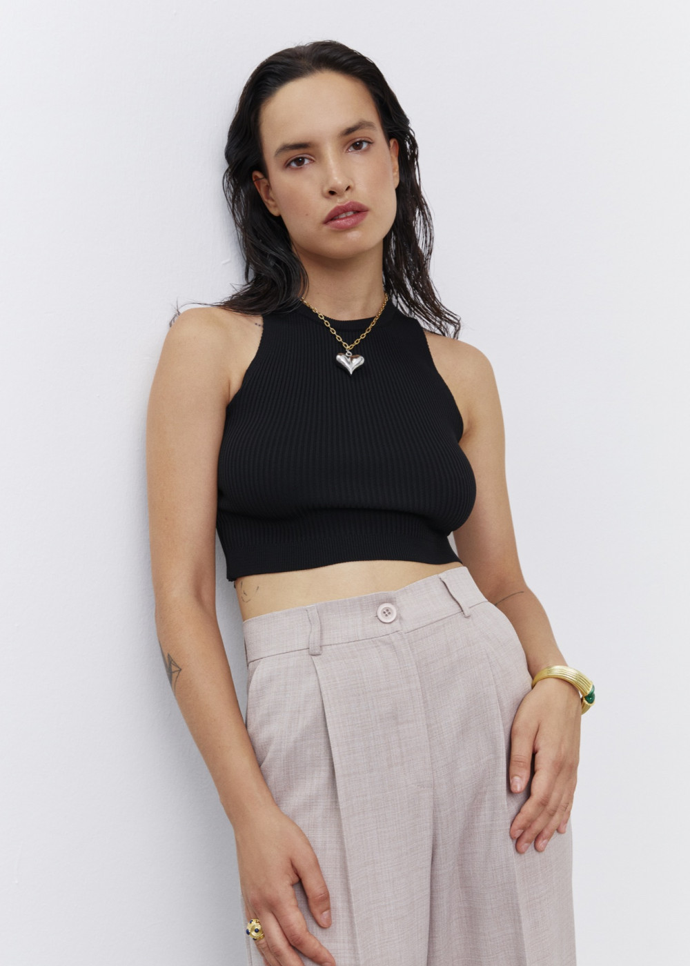 Halter Yaka Crop