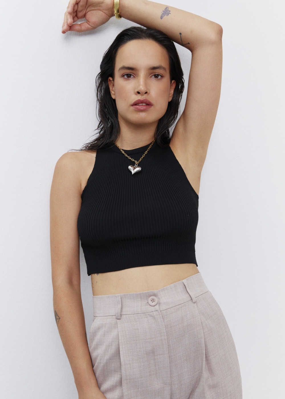 Halter Yaka Crop