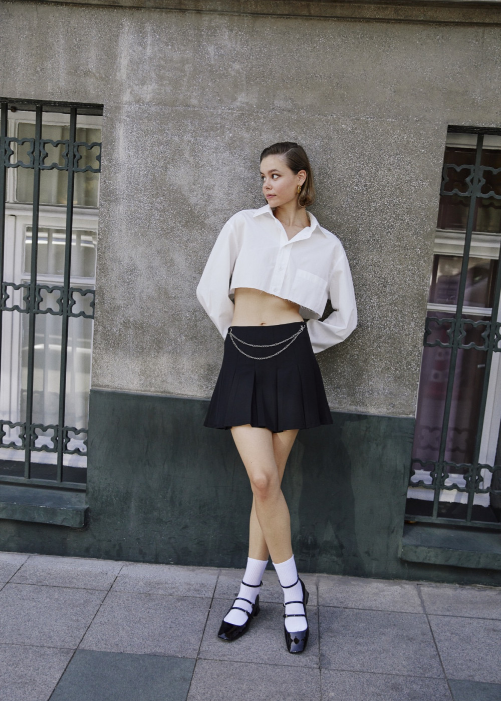 Chain Belt Detailed Pleated Mini Skirt Chain Belt Detailed Pleated Mini Skirt