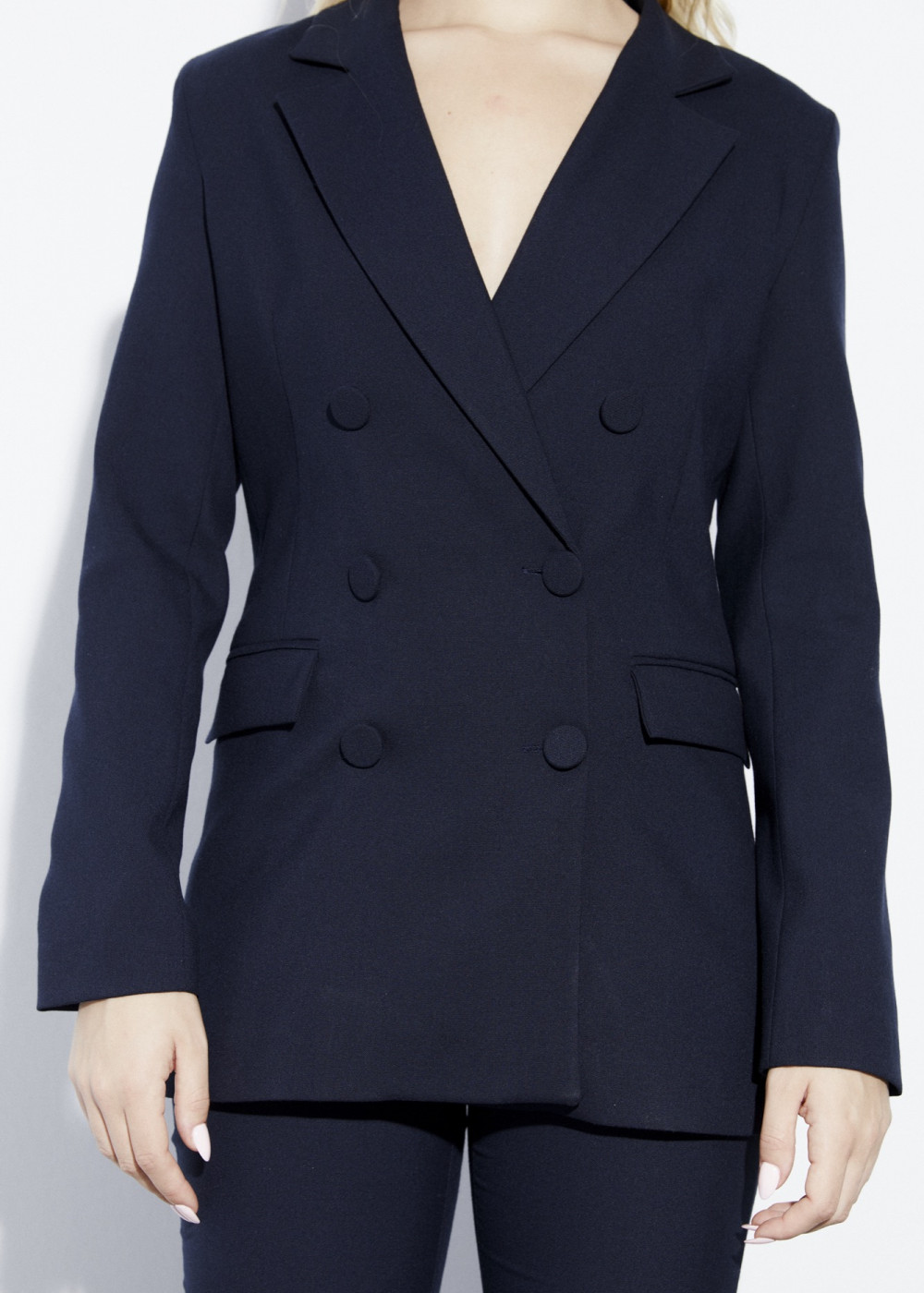 Kaplama Düğmeli Blazer Ceket - İspanyol Paça Yırtmaçlı Pantolon Kaplama Düğmeli Blazer Ceket - İspanyol Paça Yırtmaçlı Pantolon