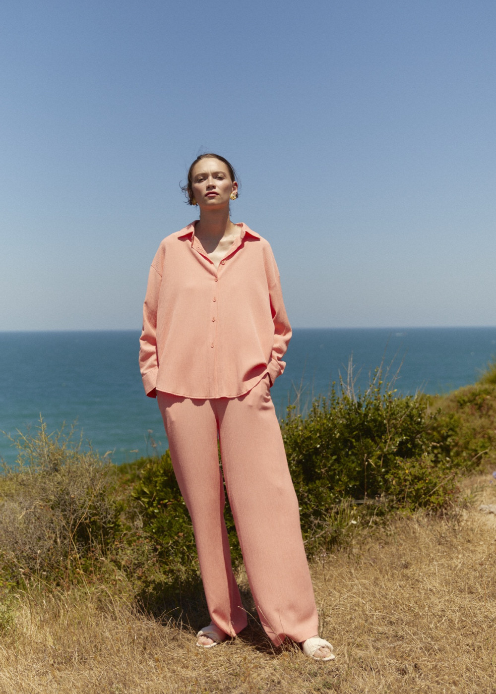 Oversized Shirt - Wide Cut Trousers Oversized Shirt - Wide Cut Trousers