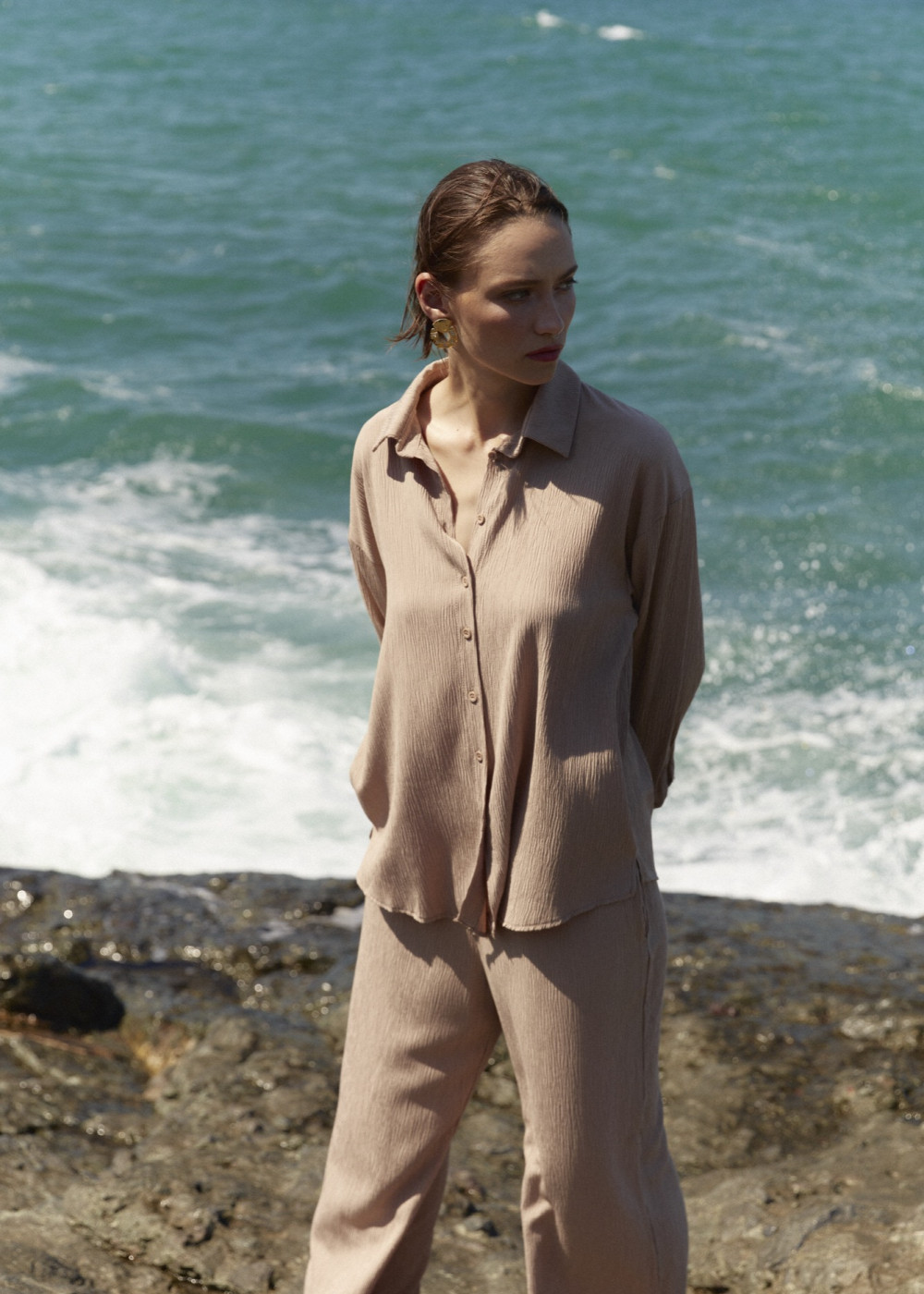 Oversized Shirt - Wide Cut Trousers Oversized Shirt - Wide Cut Trousers