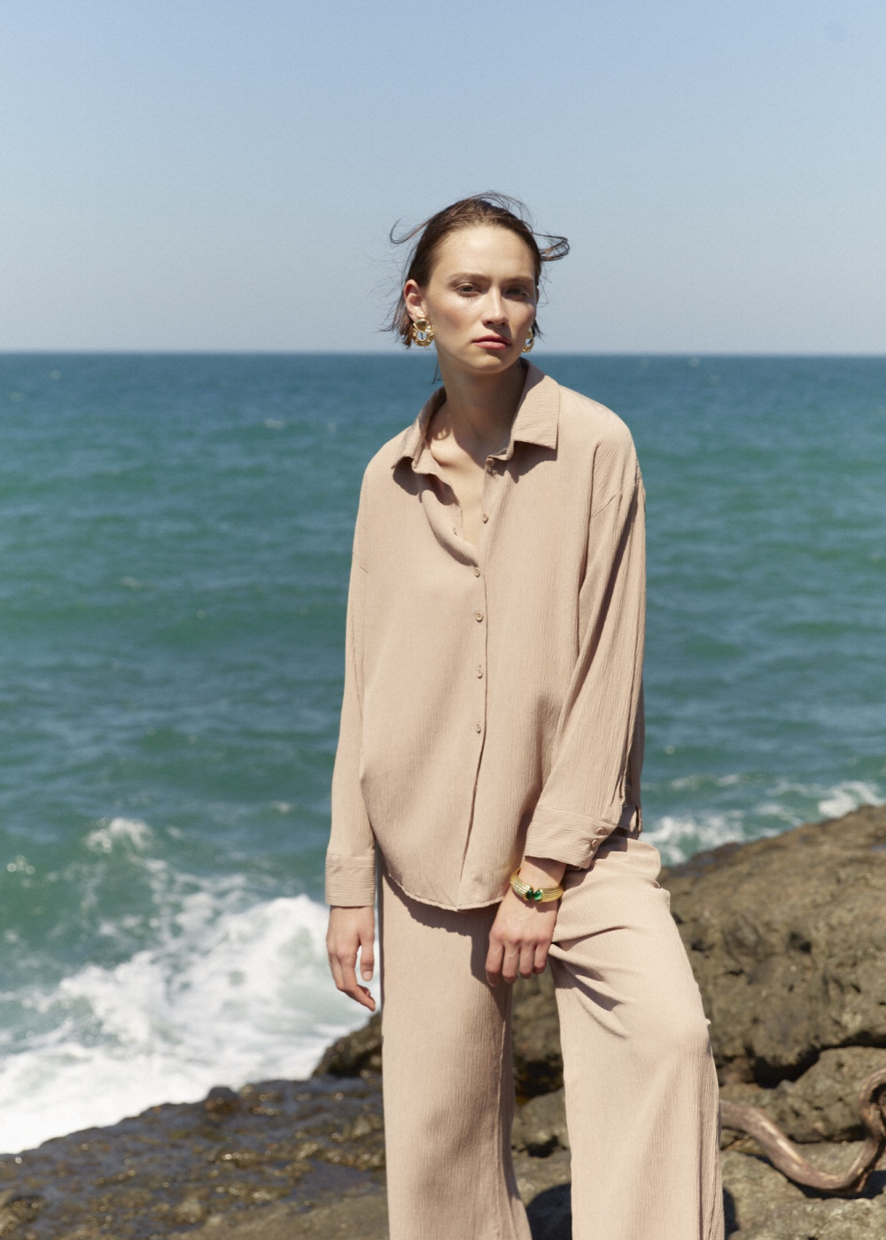 Oversized Shirt - Wide Cut Trousers Oversized Shirt - Wide Cut Trousers