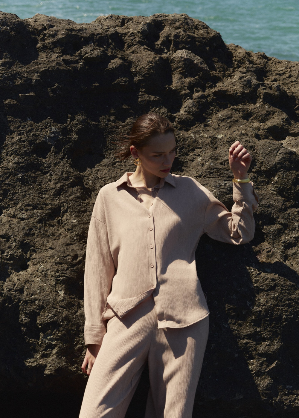 Oversized Shirt - Wide Cut Trousers Oversized Shirt - Wide Cut Trousers