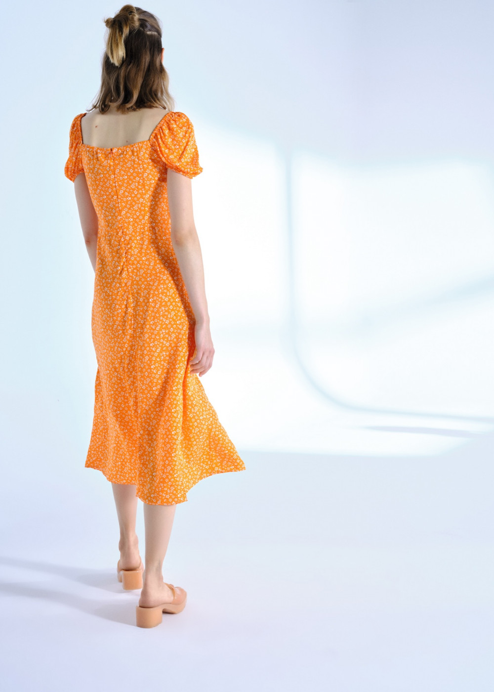 Floral Patterned Ruffle Detailed Dress Floral Patterned Ruffle Detailed Dress
