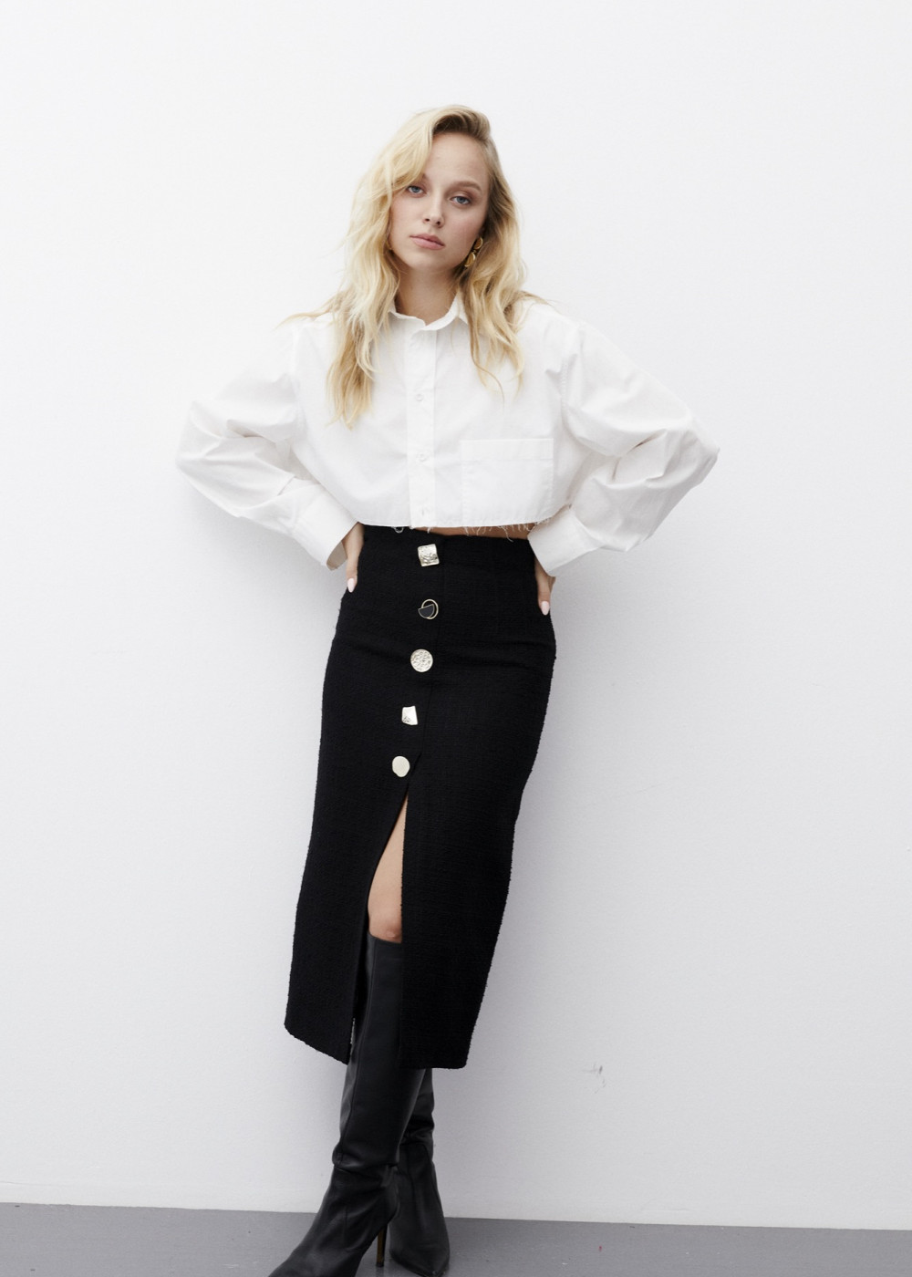 Button Detailed Pencil Skirt Button Detailed Pencil Skirt
