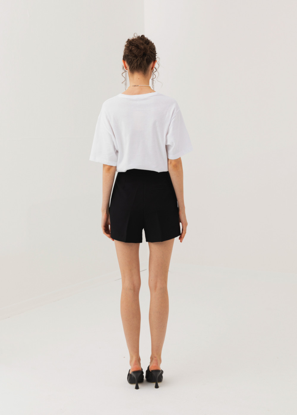 Bermuda Shorts with Clasps Bermuda Shorts with Clasps